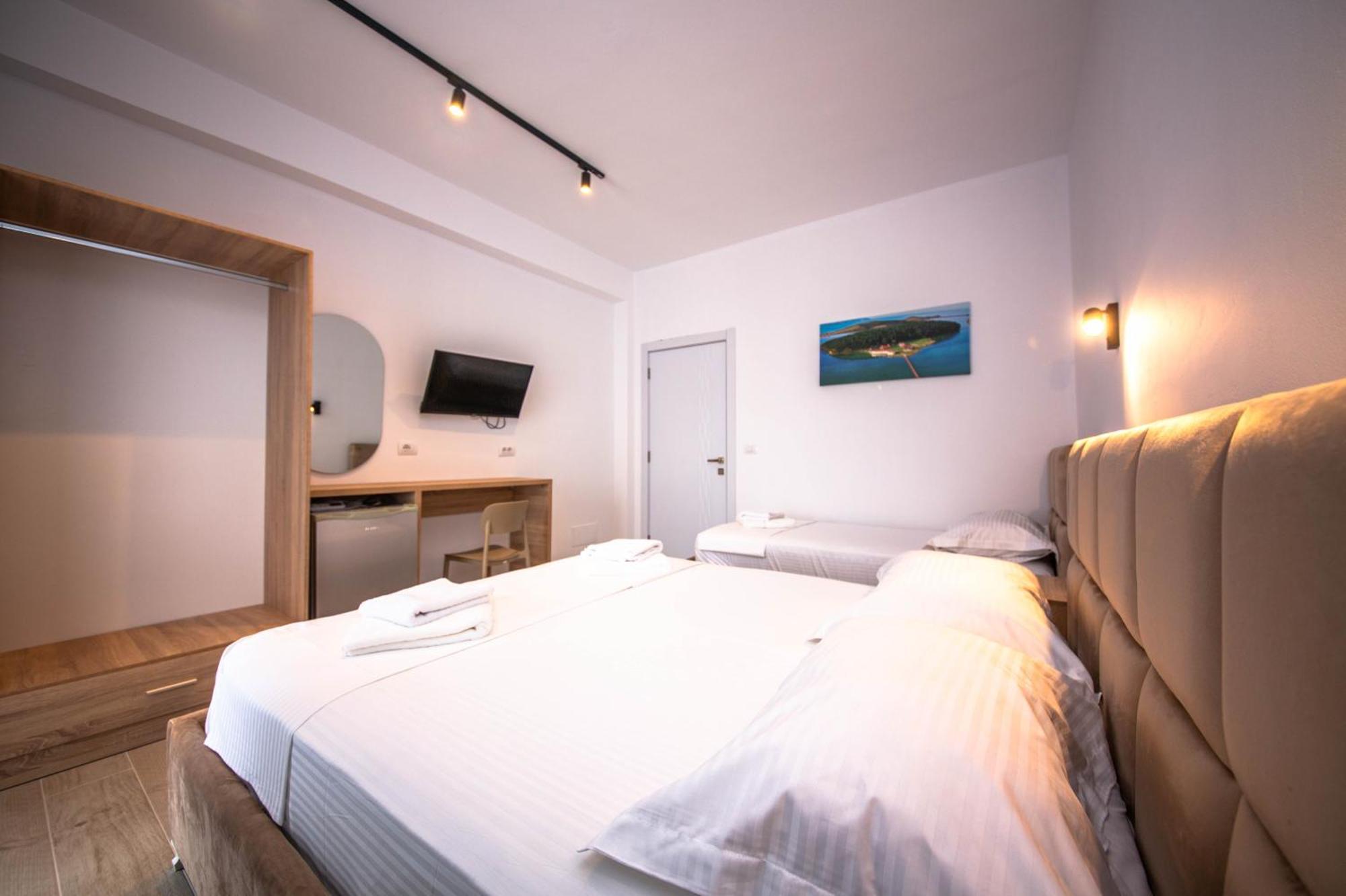 Hotel Perla Ксамил Екстериор снимка