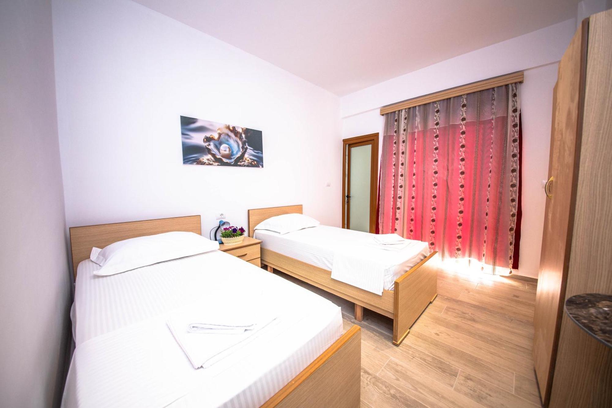 Hotel Perla Ксамил Екстериор снимка