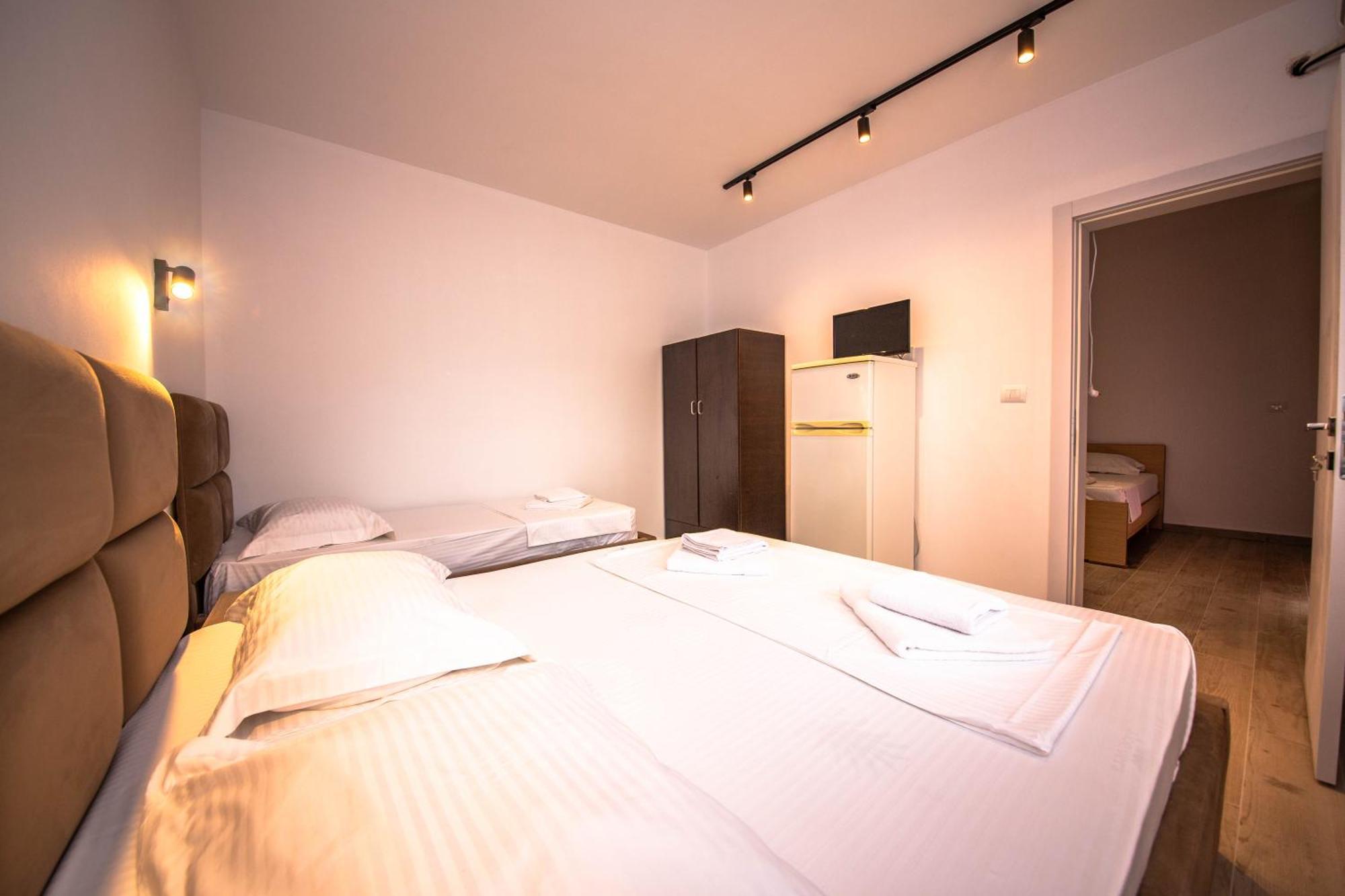 Hotel Perla Ксамил Екстериор снимка