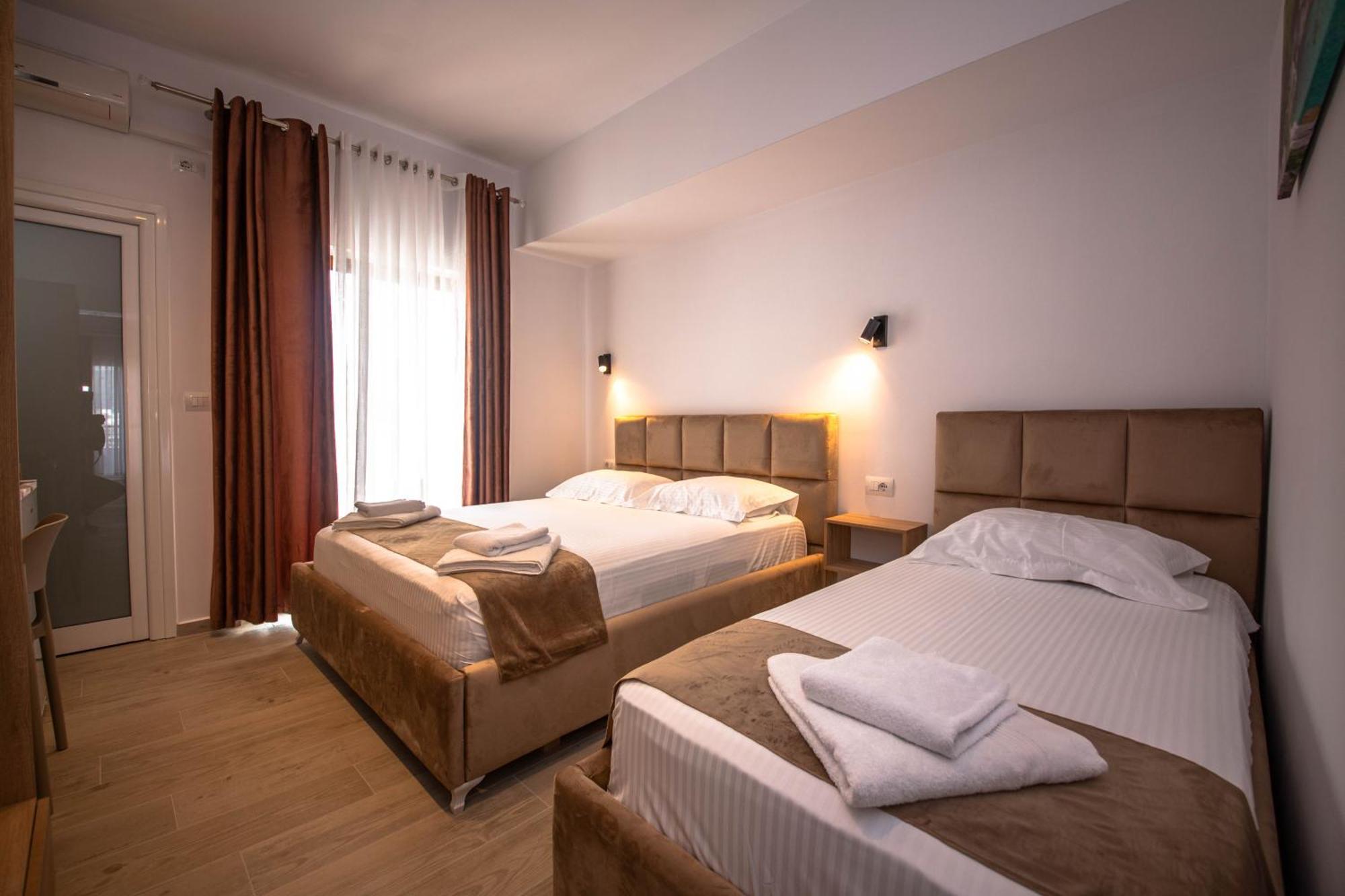 Hotel Perla Ксамил Екстериор снимка