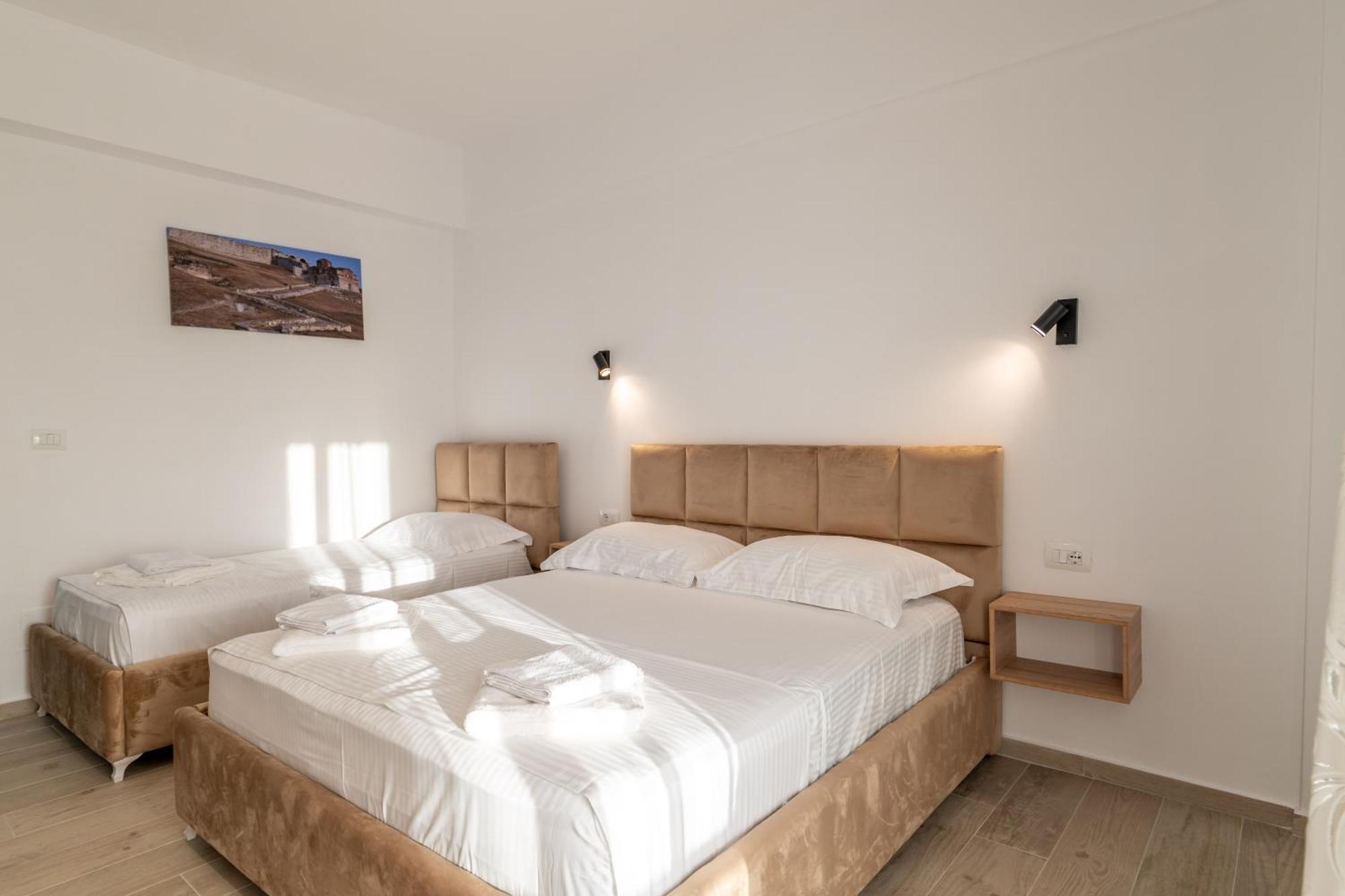 Hotel Perla Ксамил Екстериор снимка