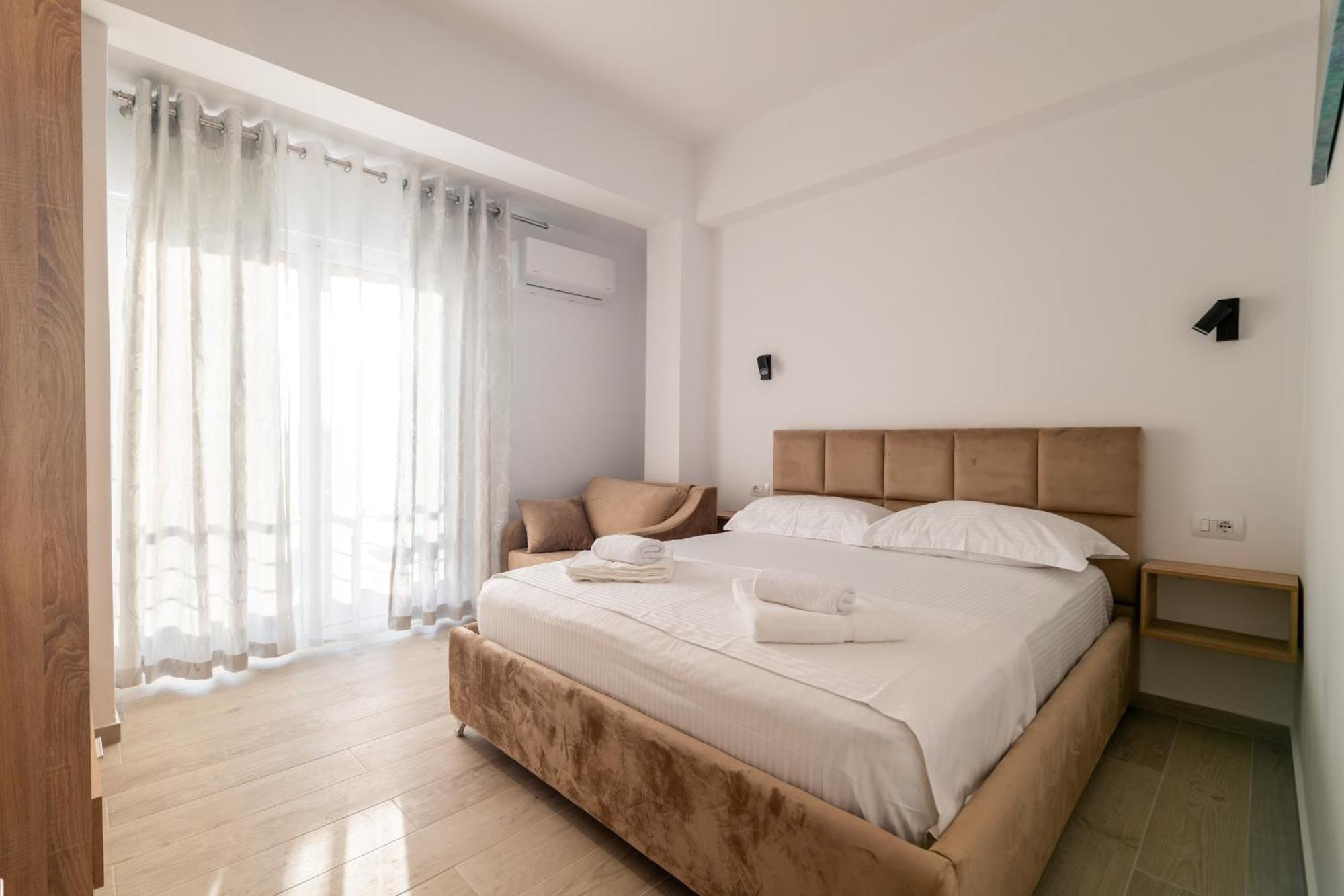 Hotel Perla Ксамил Екстериор снимка