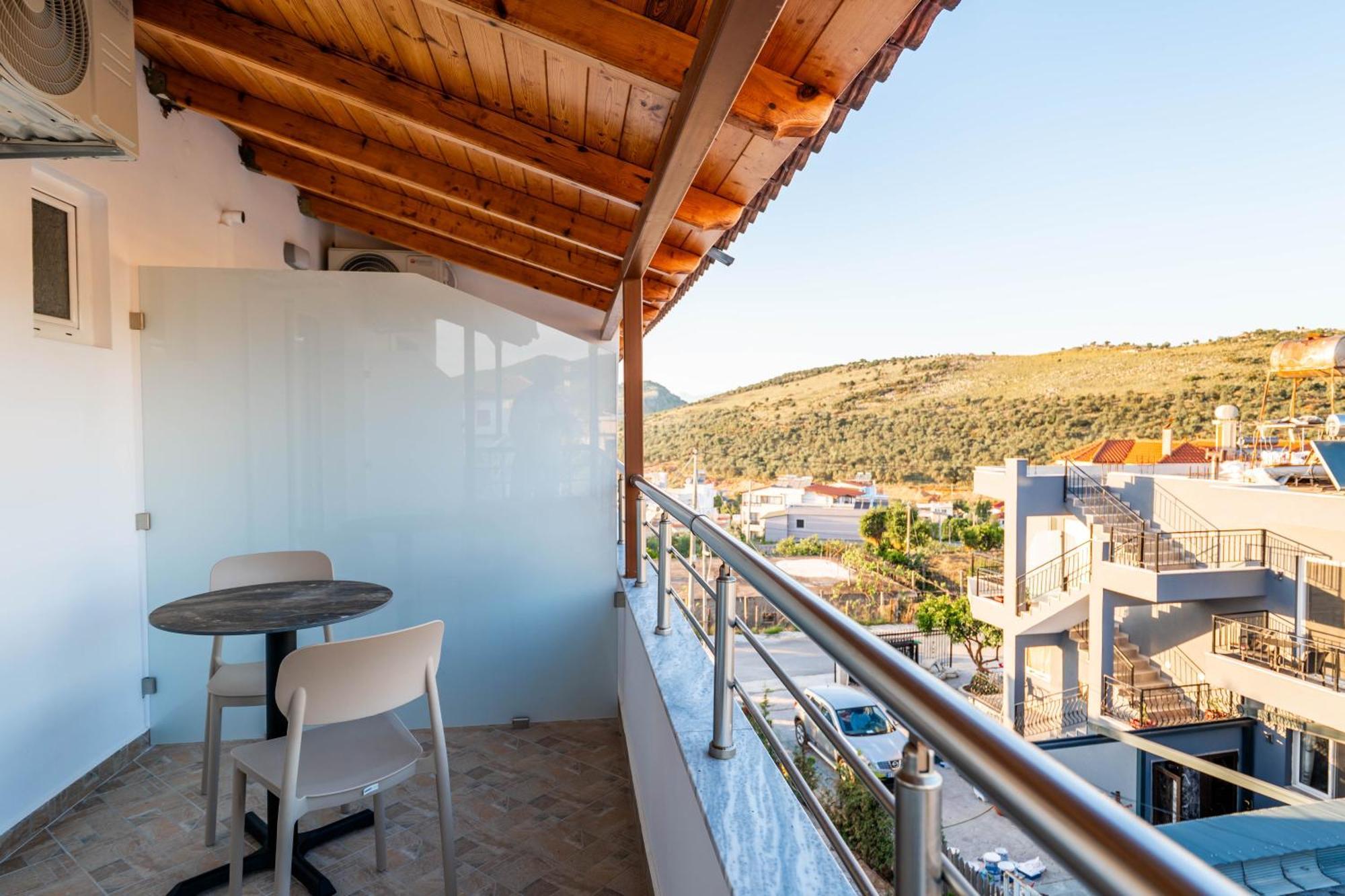 Hotel Perla Ксамил Екстериор снимка