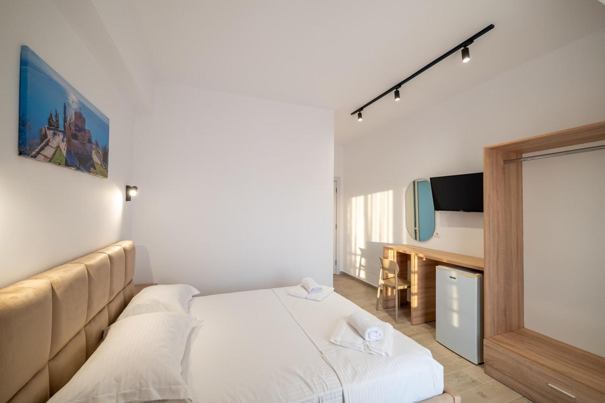 Hotel Perla Ксамил Екстериор снимка