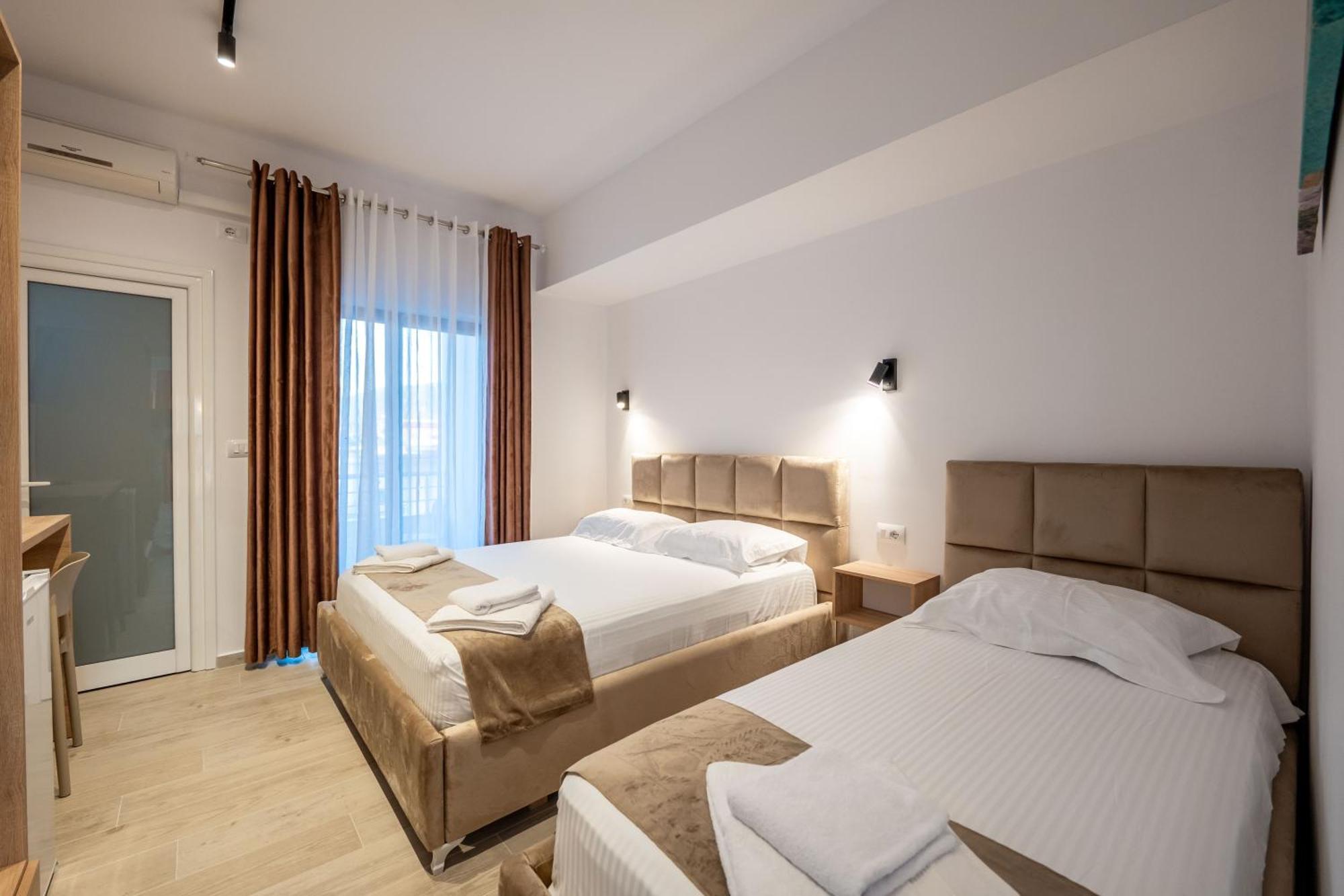 Hotel Perla Ксамил Екстериор снимка